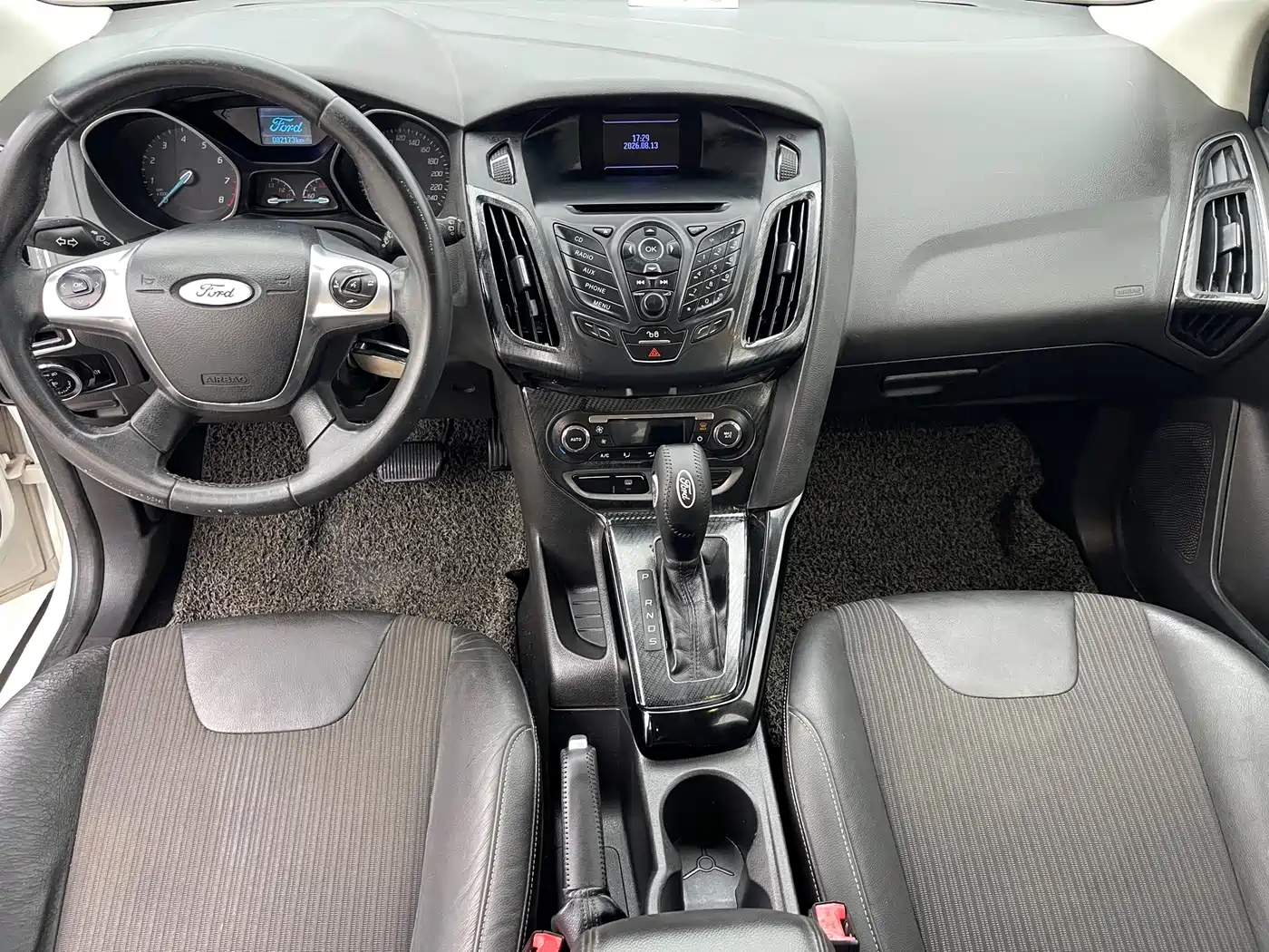 Фото 11 - Ford Focus