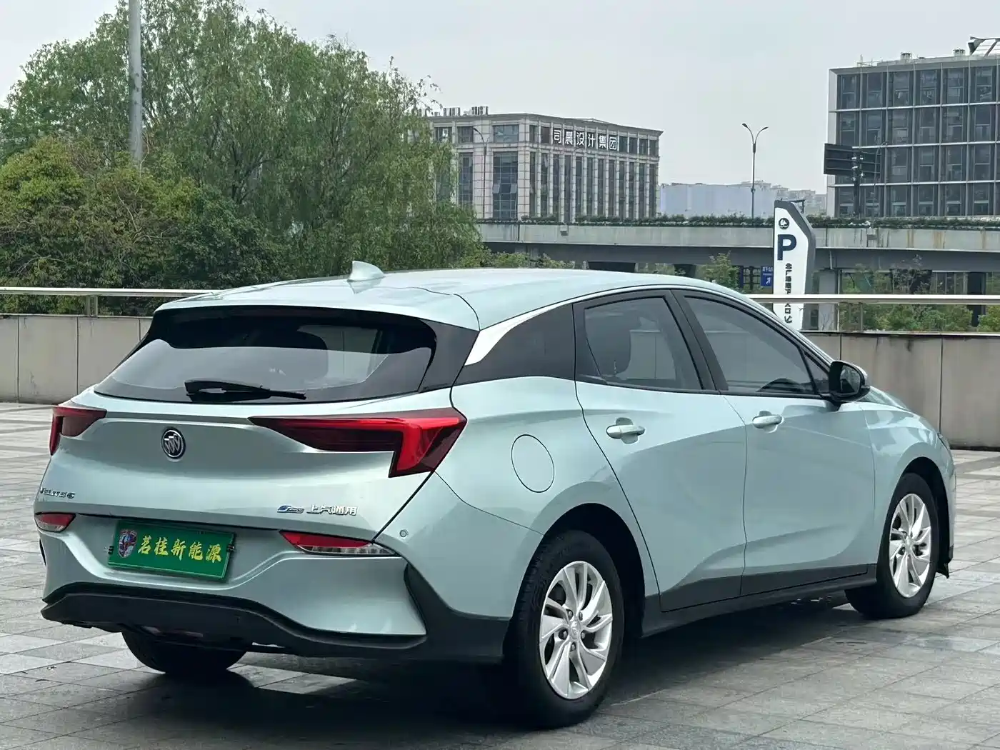 صورة 15 - Buick Velite 6