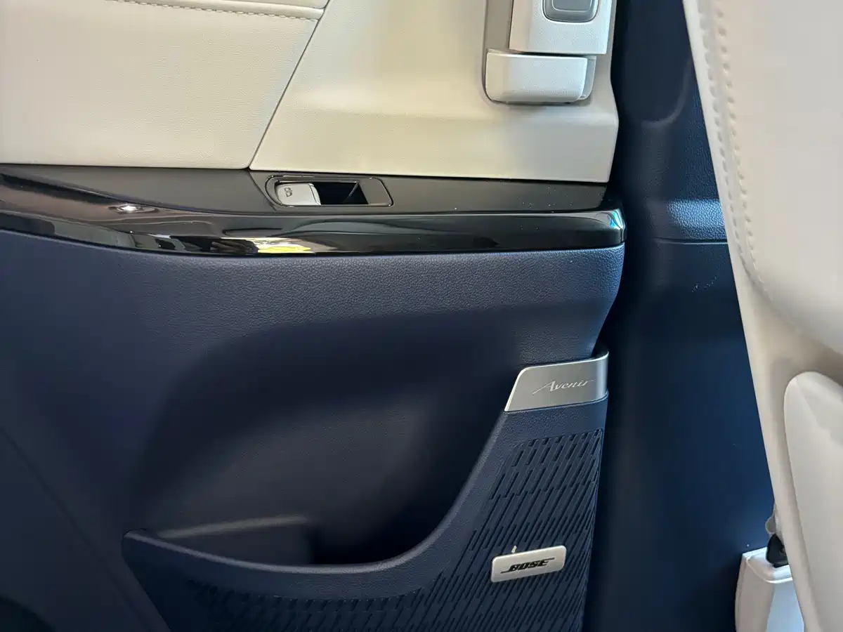 BUICK GL8 NEW ENERGY