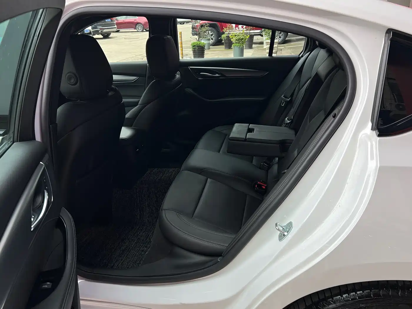 Cadillac CT5 2024 28T Premium фото 39