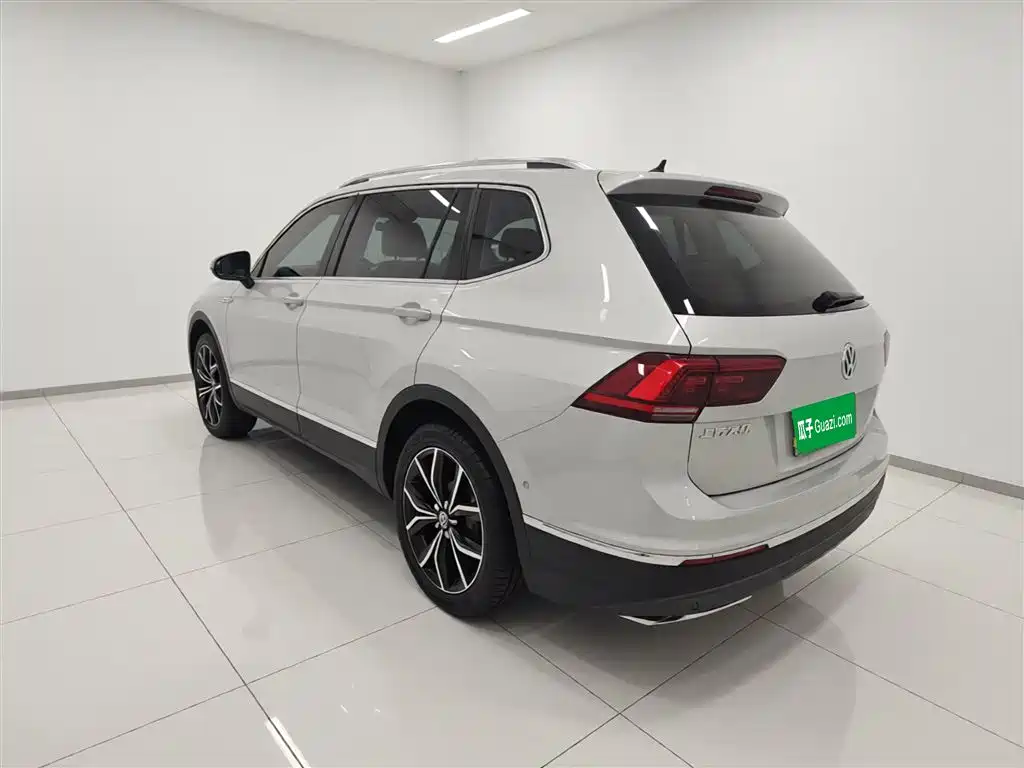 Volkswagen Tiguan L 2019 380TSI Automatic 4WD Intelligent Luxury 7-seater China VI фото 5