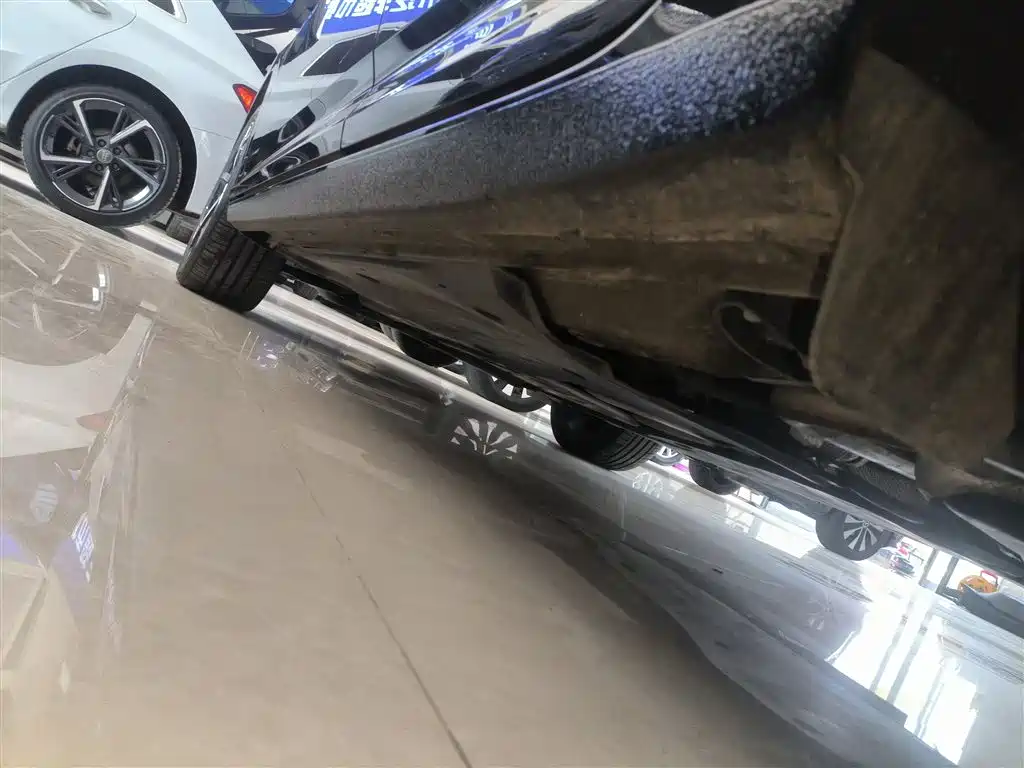 Volkswagen Lavida 2023 300TSI DSG Starlight Eternal Comfort Edition фото 22
