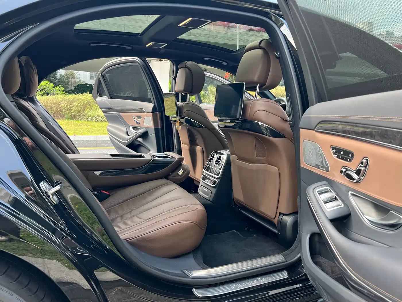 Mercedes-Benz S-Class 2020 S 450 L 4MATIC Collector's Version фото 11