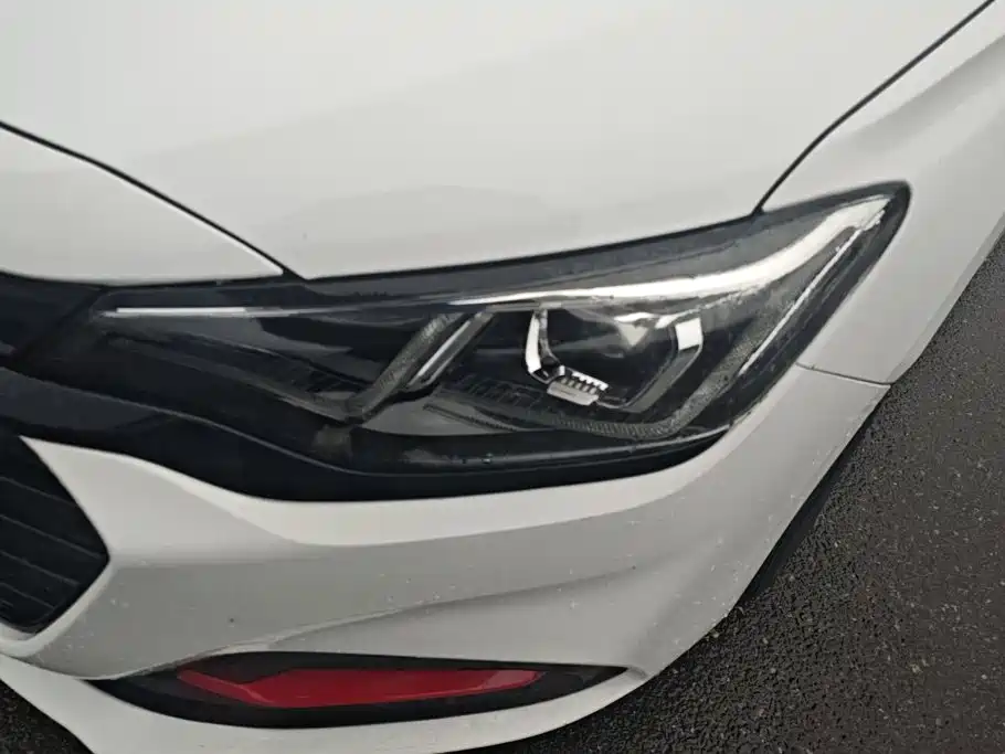 Chevrolet Monza 2019 2019 Redline 320T DCT Joy Edition China VI