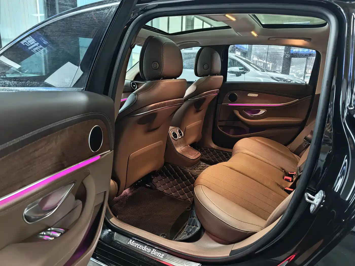 Mercedes-Benz E-Class 2023 E 260 L фото 15