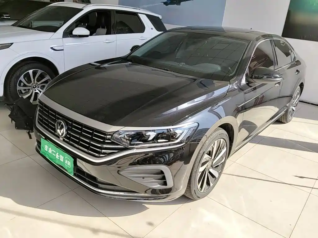 Volkswagen Passat 2025 Outstanding 380TSI Dragon Soaring Edition