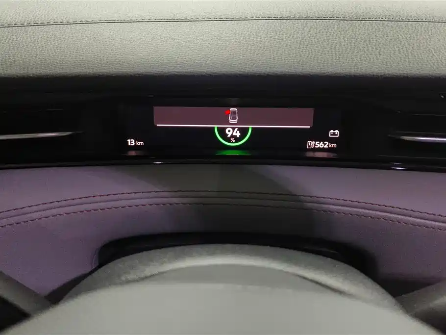 VOLKSWAGEN ID.7 VIZZION