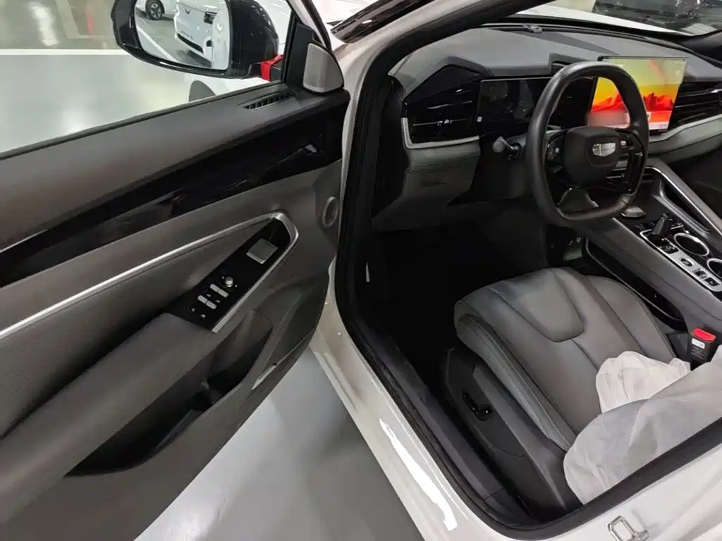Geely Atlas 2026 2026 Model 1.5TD Aspiration