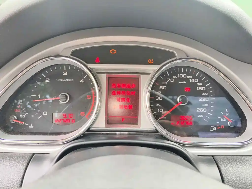 Фото 4 - Audi Q7