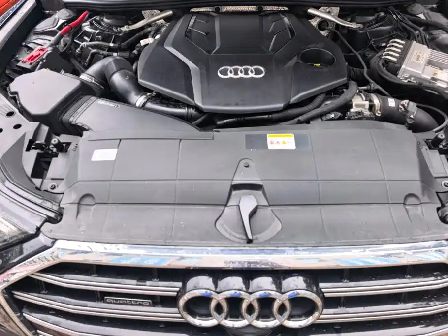 Photo 10 - Audi A6L