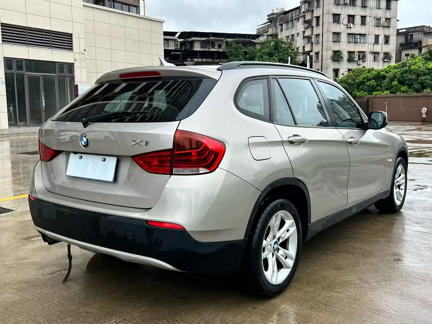 BMW X1 2012 2012 sDrive20i Leading Model