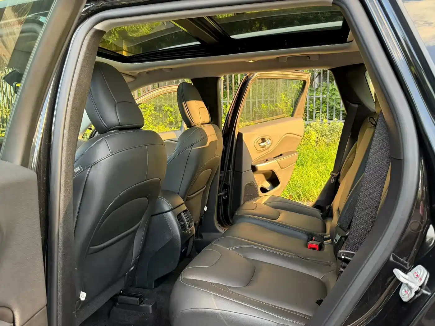 Jeep Cherokee 2021 2020 2.0T 2WD Leading Edition