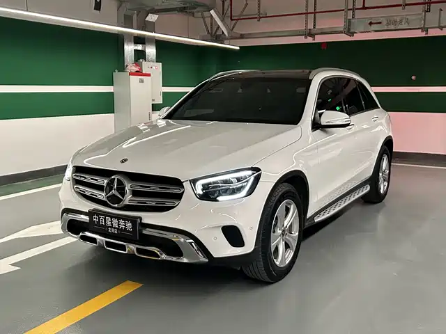 MERCEDES-BENZ GLC