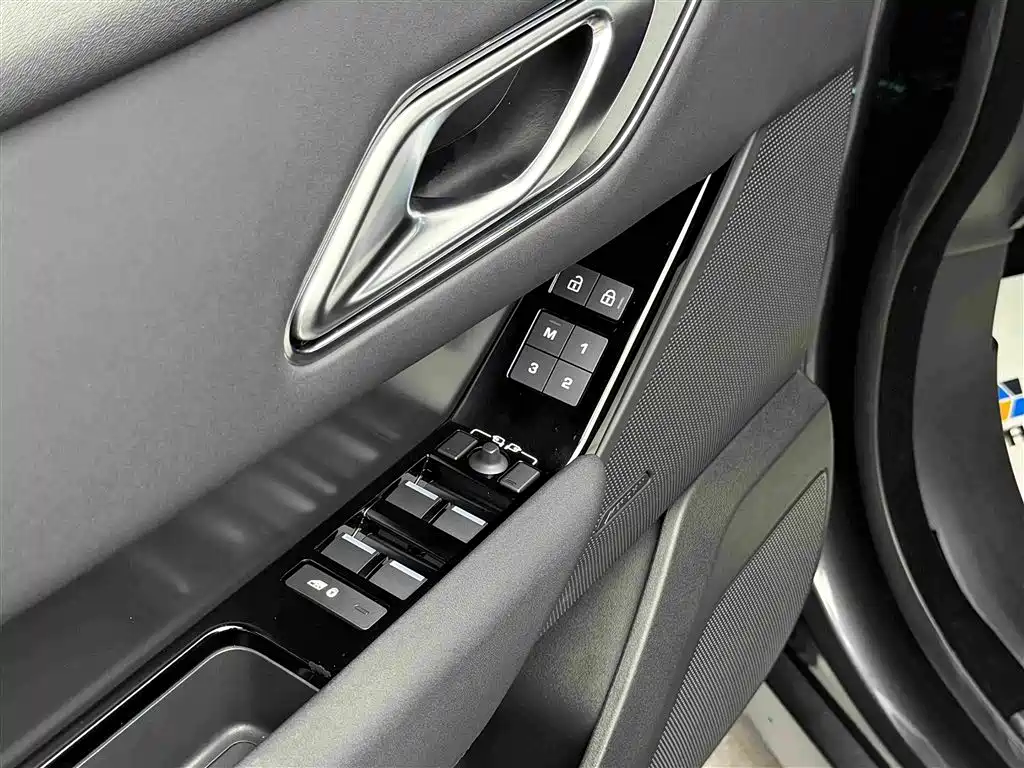 Land Rover Range Rover Velar 2024 2024 Dynamic SE