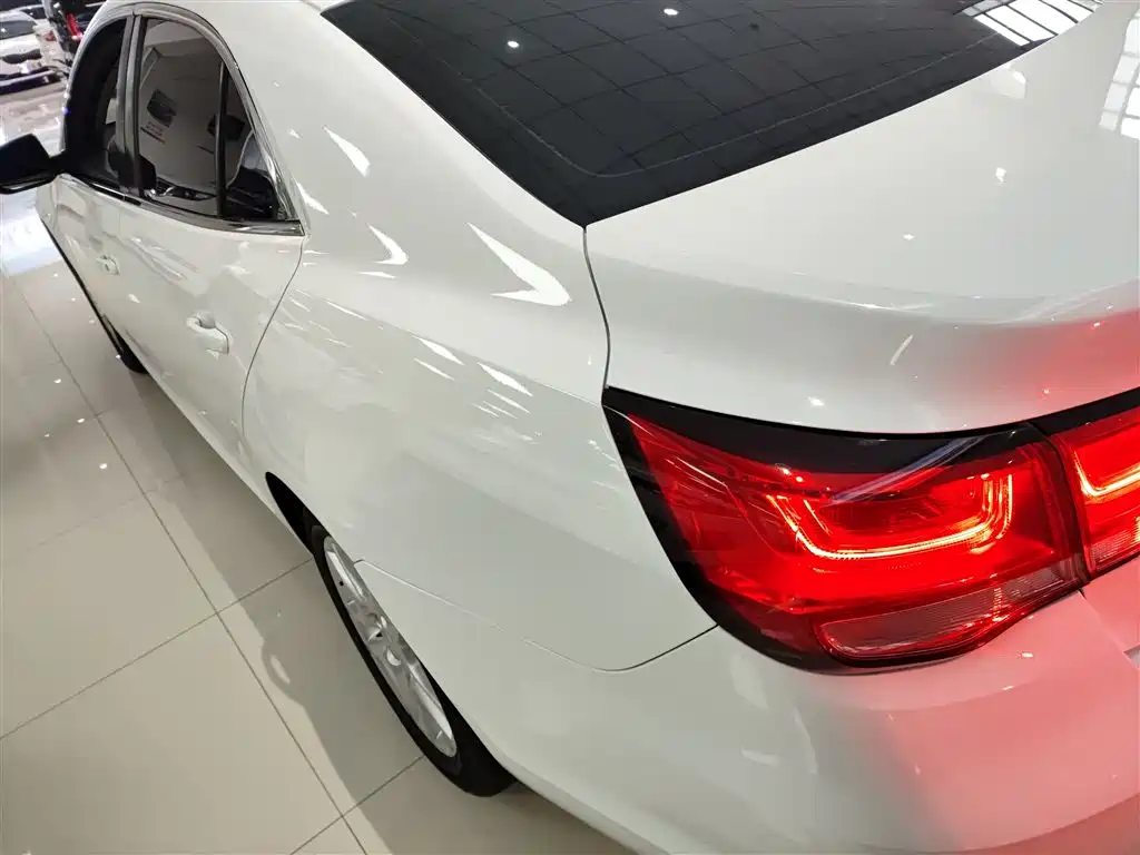 Chevrolet Malibu 2016 1.6T Automatic Comfort фото 5