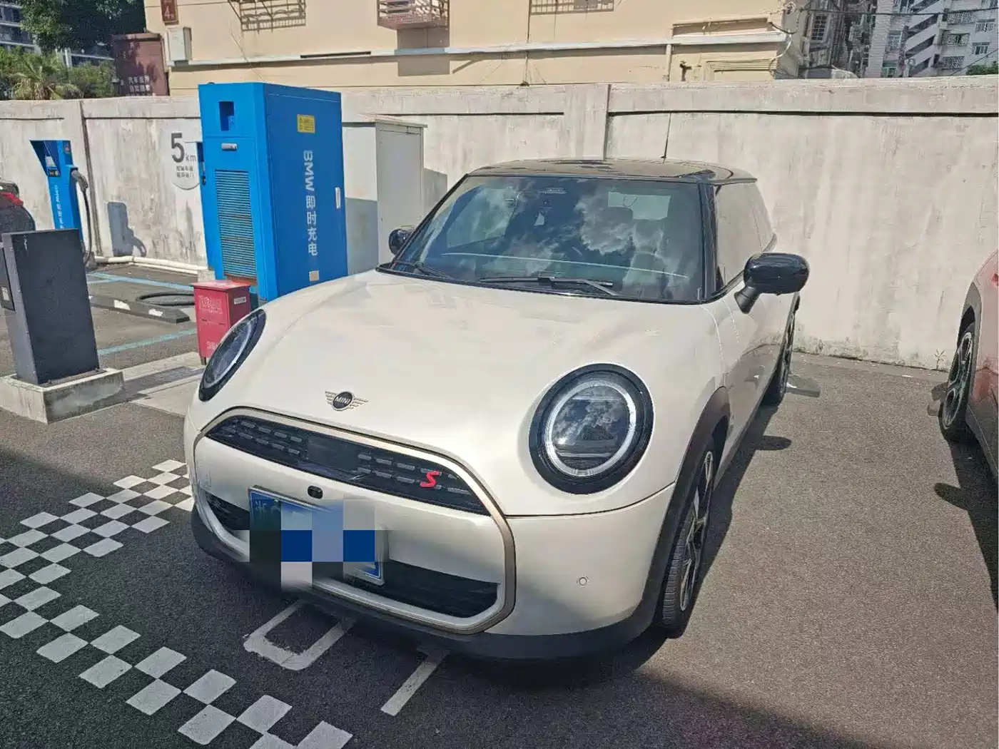 MINI MINI 2025 2025 2.0T COOPER S Artist
