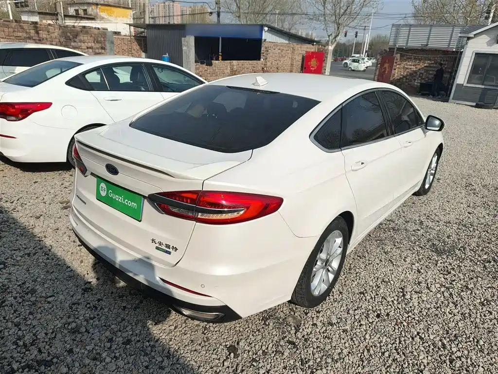 FORD MONDEO