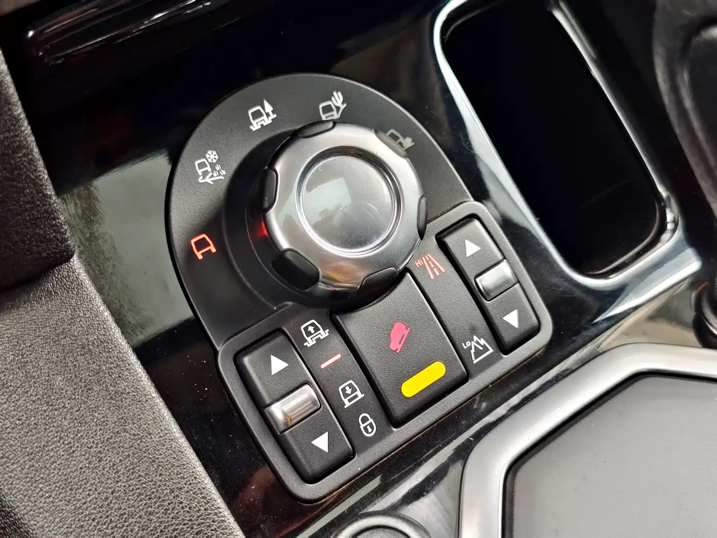 Land Rover Discovery 2012 3.0 SDV6 HSE Diesel фото 14