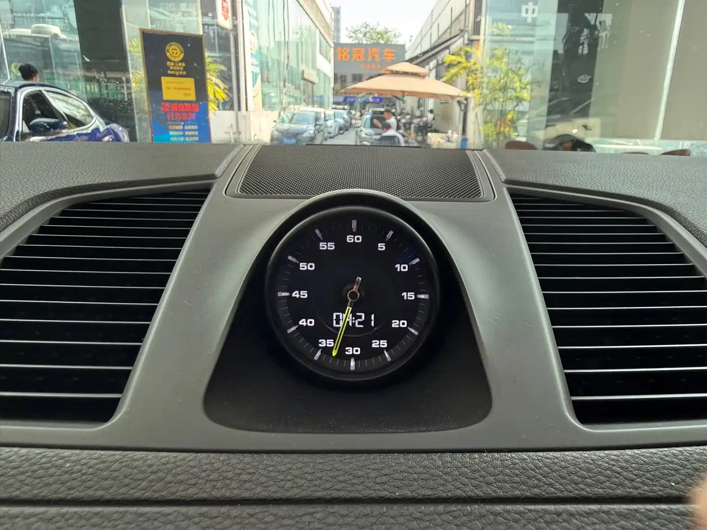 PORSCHE CAYENNE NEW ENERGY