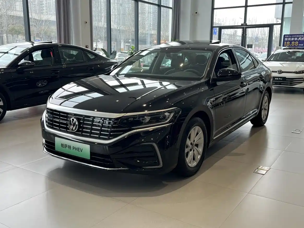 VOLKSWAGEN PASSAT NEW ENERGY