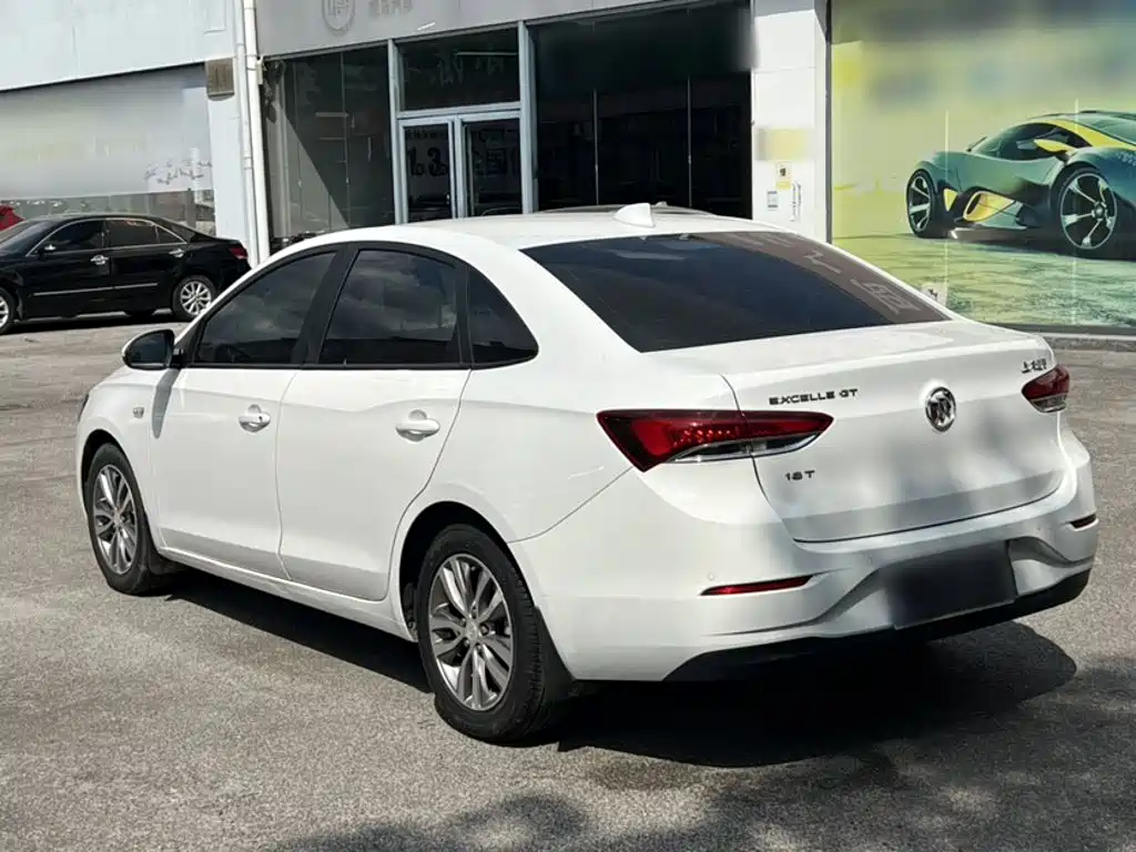 Фото 8 - Buick Excelle