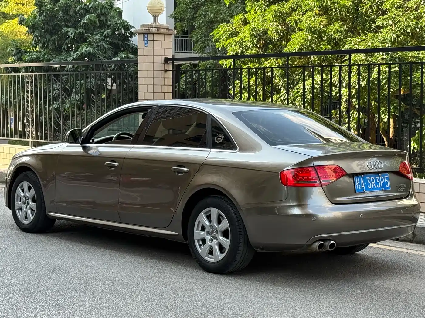 Фото 3 - Audi A4L