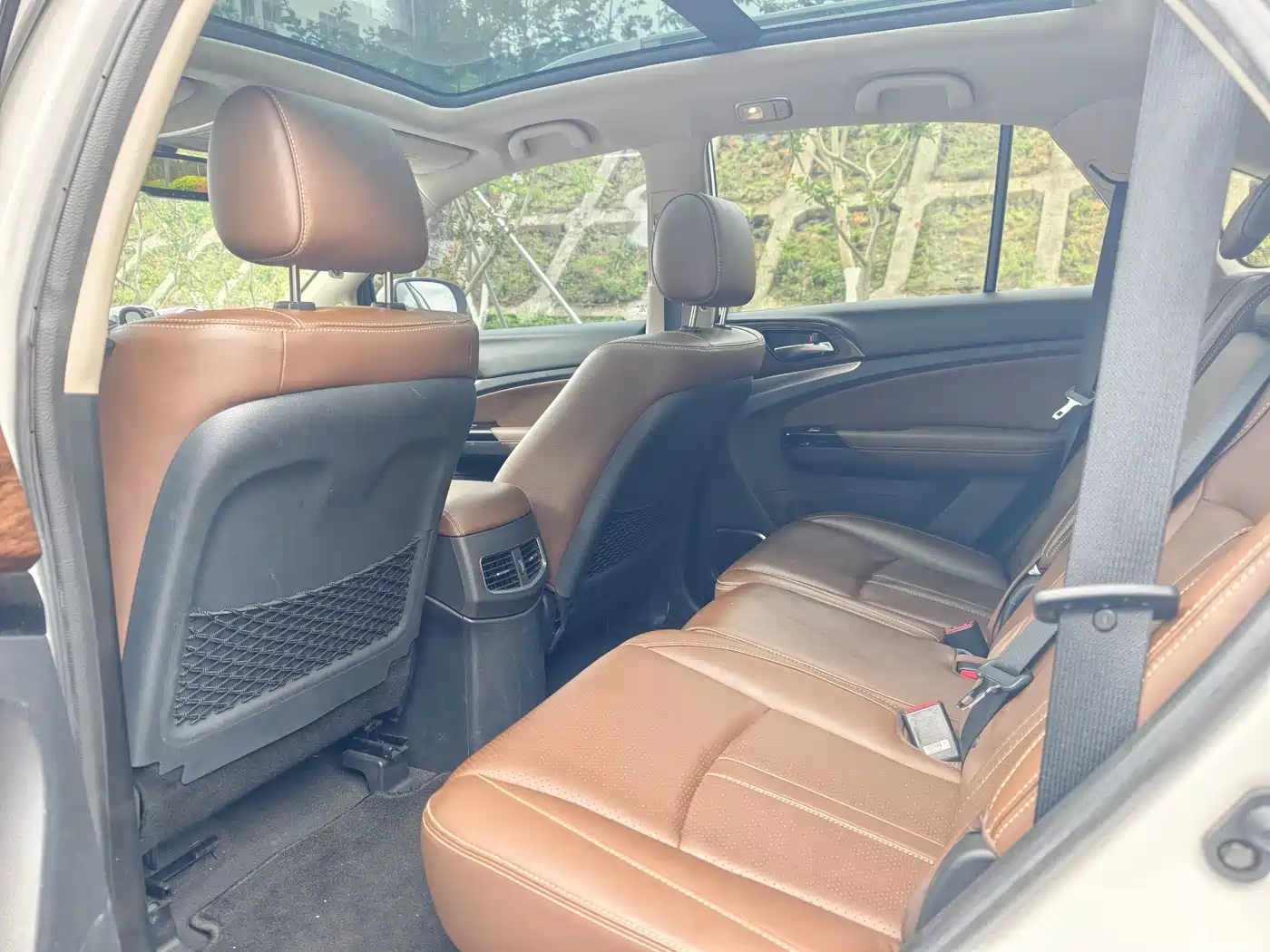 BYD Tang New Energy 2015 2.0T 4WD Flagship фото 7