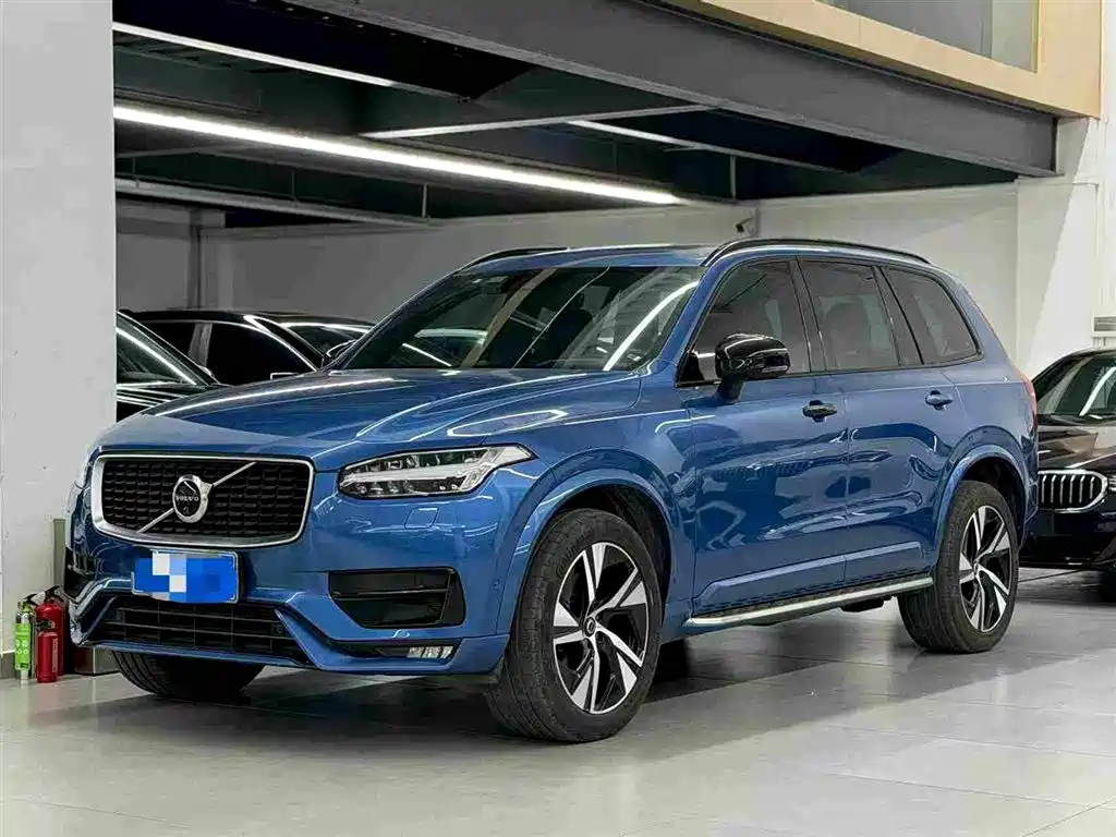 Фото 1 - Volvo XC90