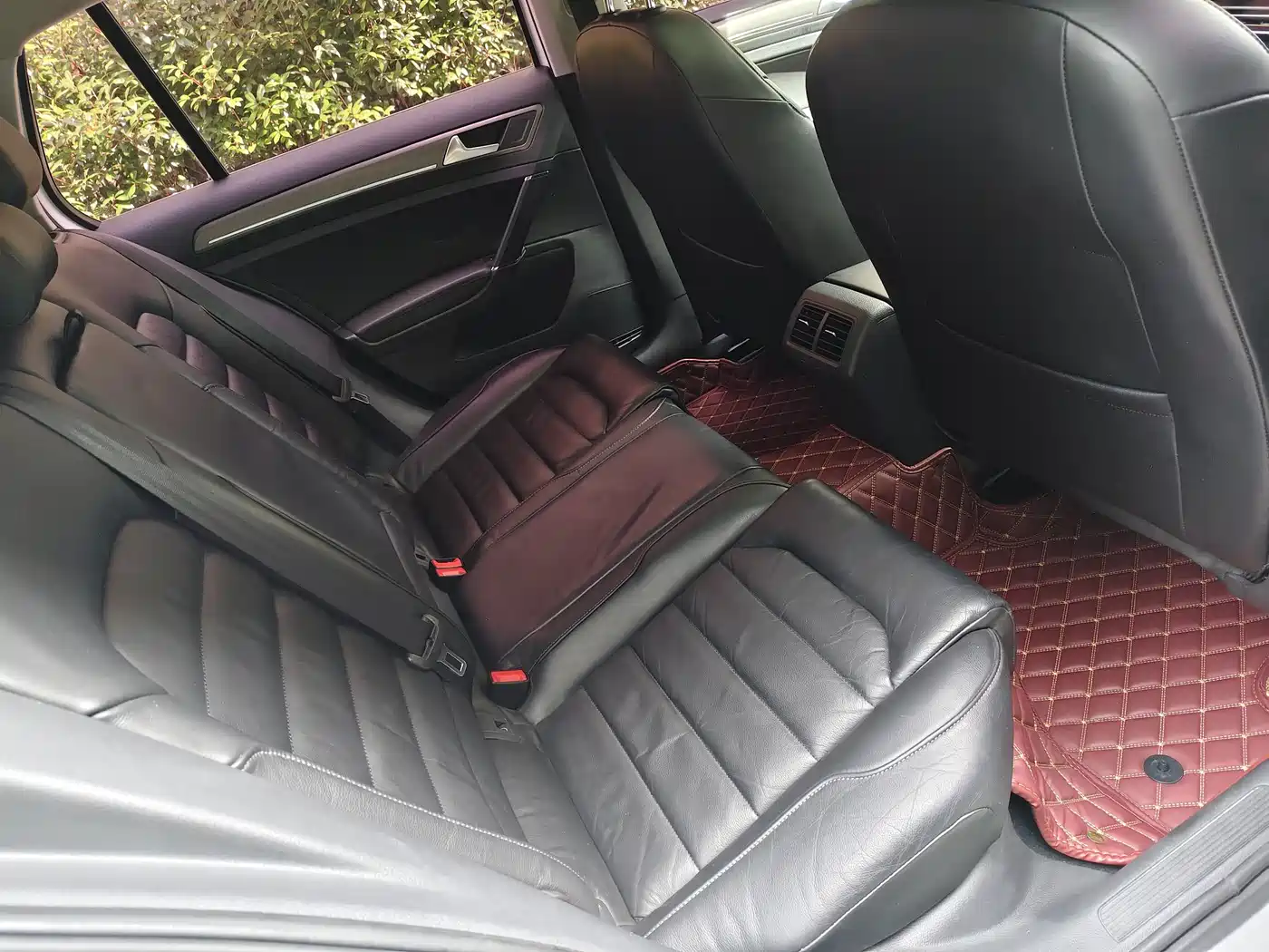 Фото 7 - Volkswagen Golf