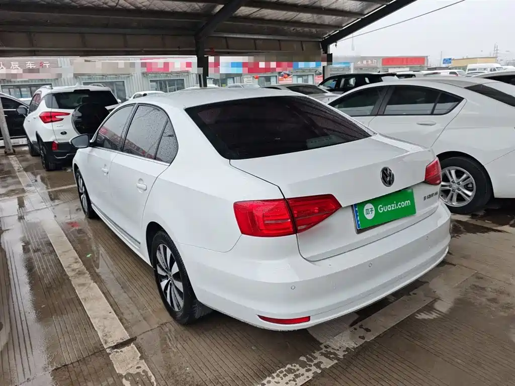 Volkswagen Sagitar 2018 1.6L Automatic Comfort фото 23