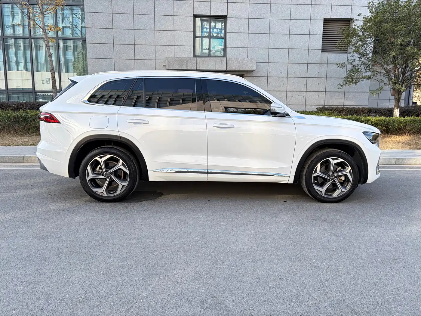 GEELY AUTOMOBILE XINGYUE L