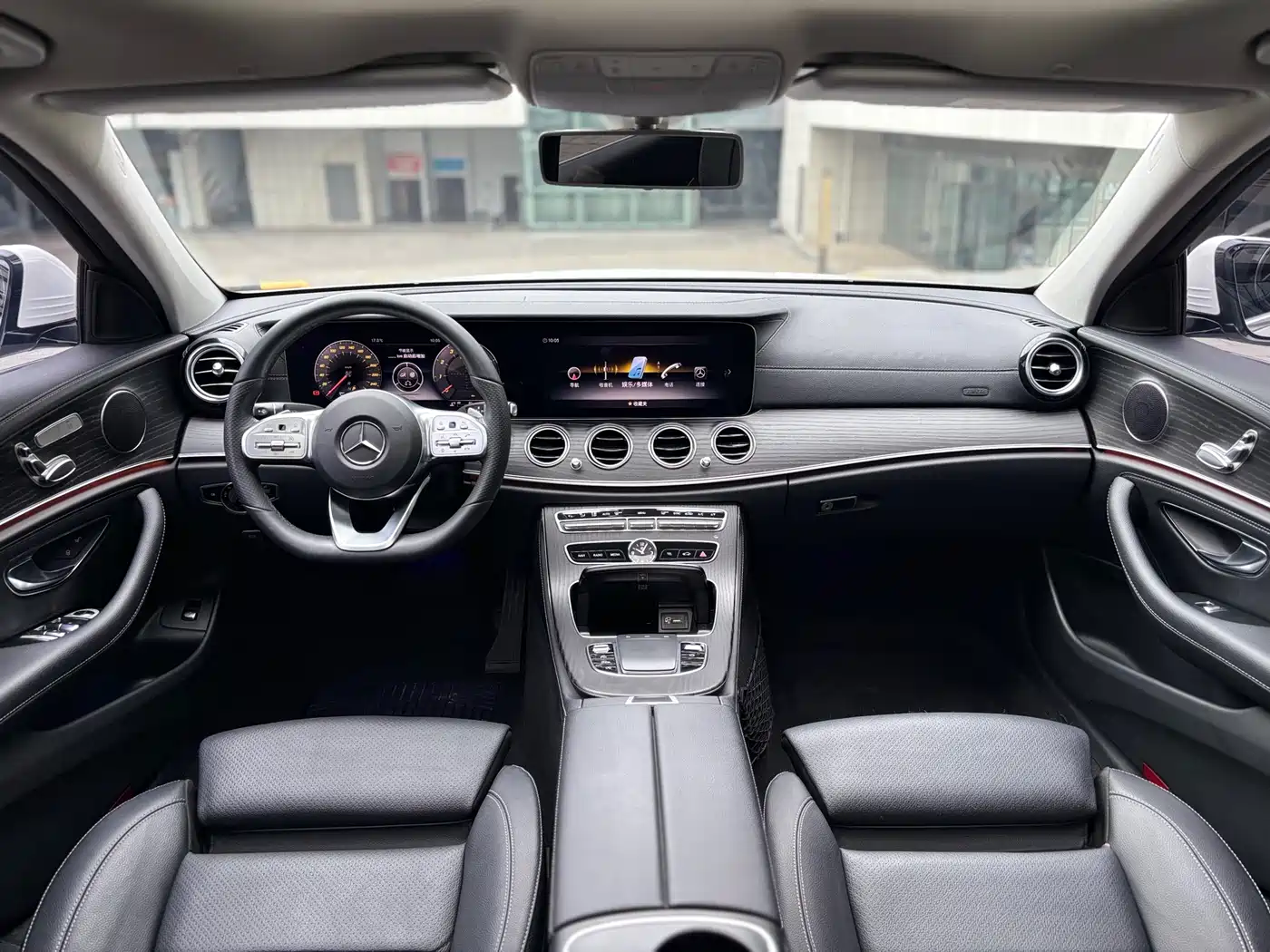 Mercedes-Benz E-Class 2020 Model E 260 L Sport фото 5