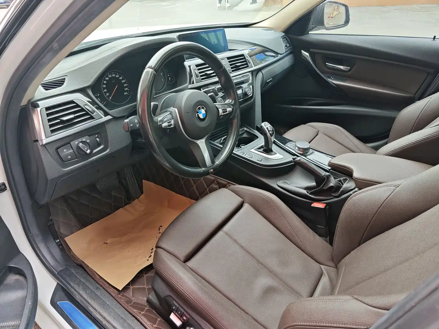BMW 3 Series 2018 320Li Leading M Sport Package фото 3