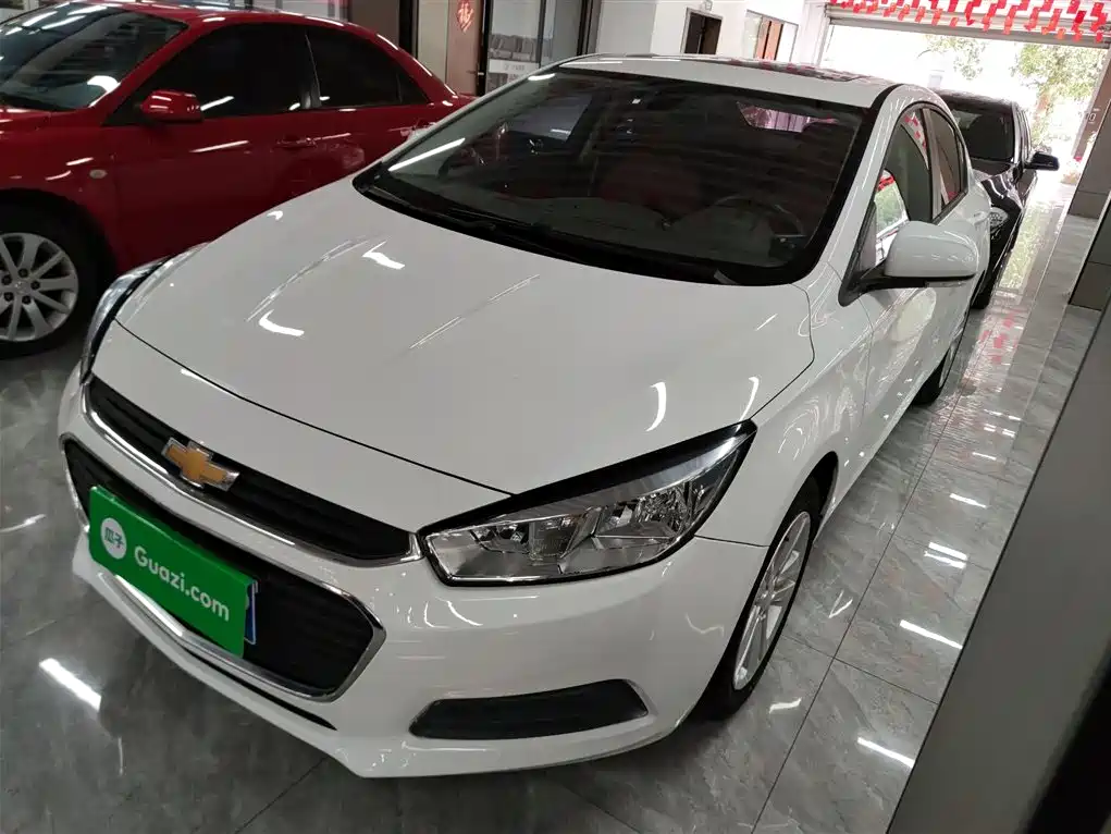 Chevrolet Cruze 2016 1.5L Automatic Fashion Sunroof Edition фото 2