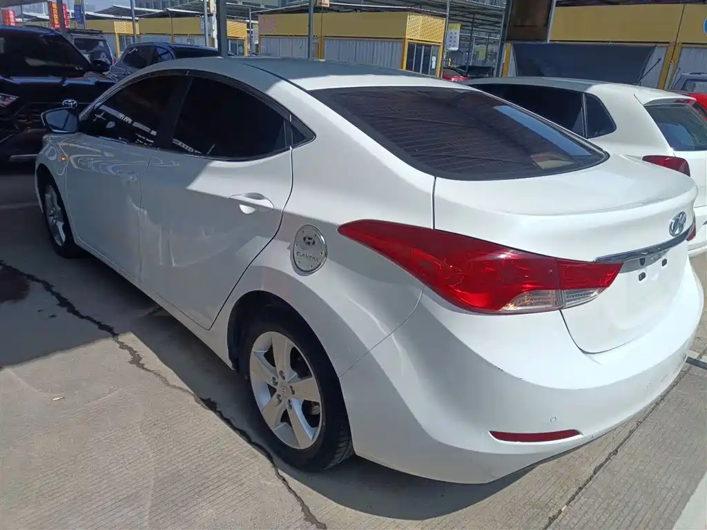 Hyundai Langdong 2012 1.6L Automatic Fashion фото 23