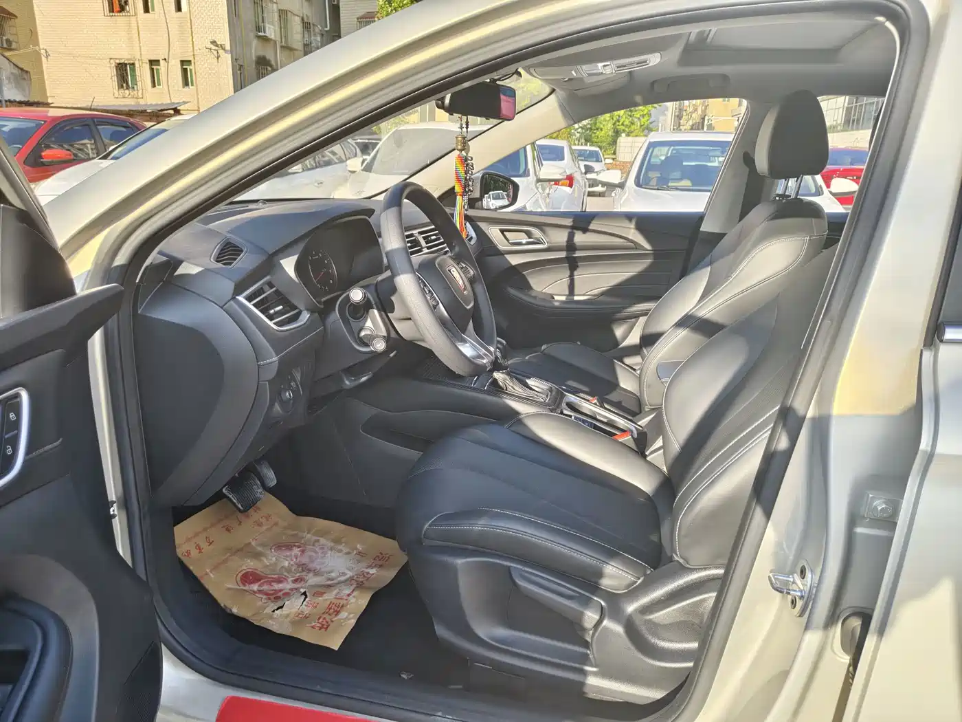Roewe i5 2019 2019 1.5L Auto 4G Langhao Edition