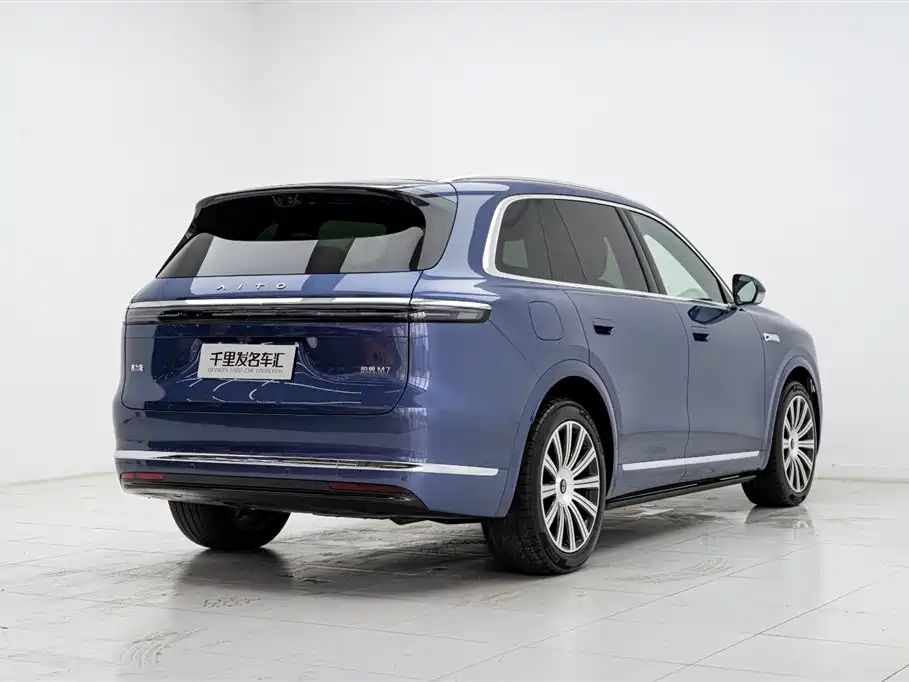 AITO Wenjie AITO M7 2026 Extended Range Ultra AWD 5-Seater фото 6