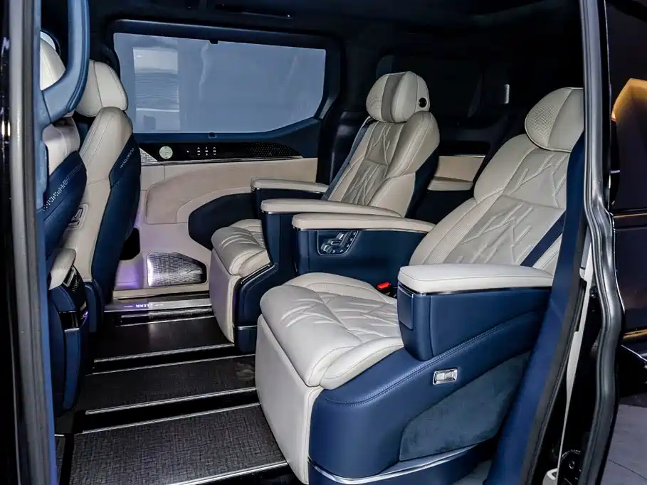 ZEEKR 009 2025 2024 7-Seat Aisle AWD Version 108kWh