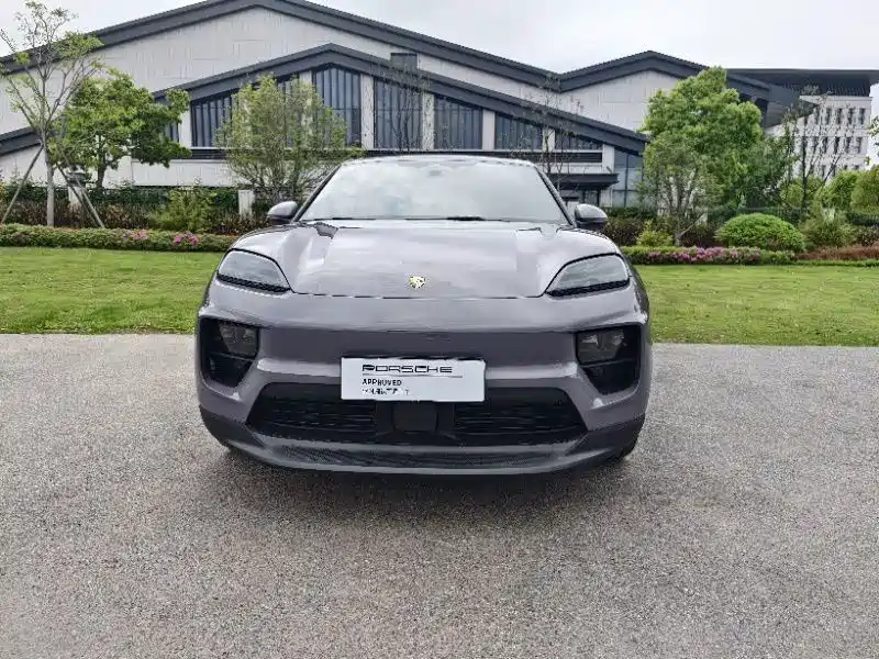 PORSCHE MACAN NEW ENERGY