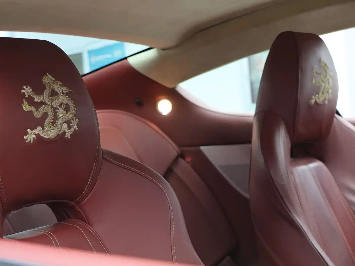 Aston Martin Virage 2012 6.0 Coupe фото 29
