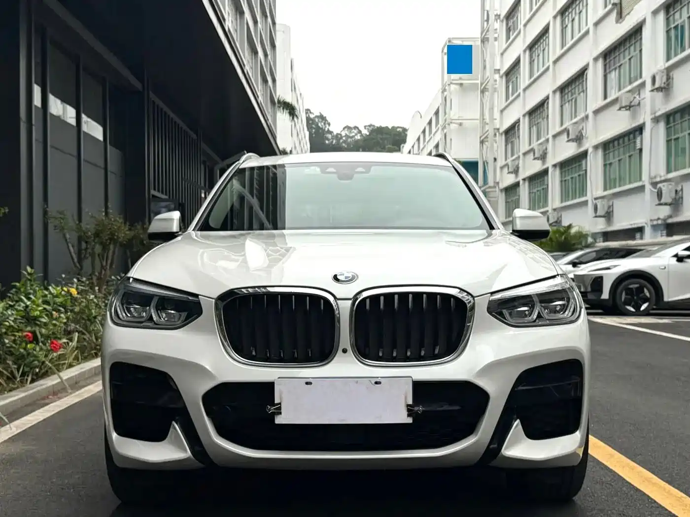 Photo 2 - BMW X3