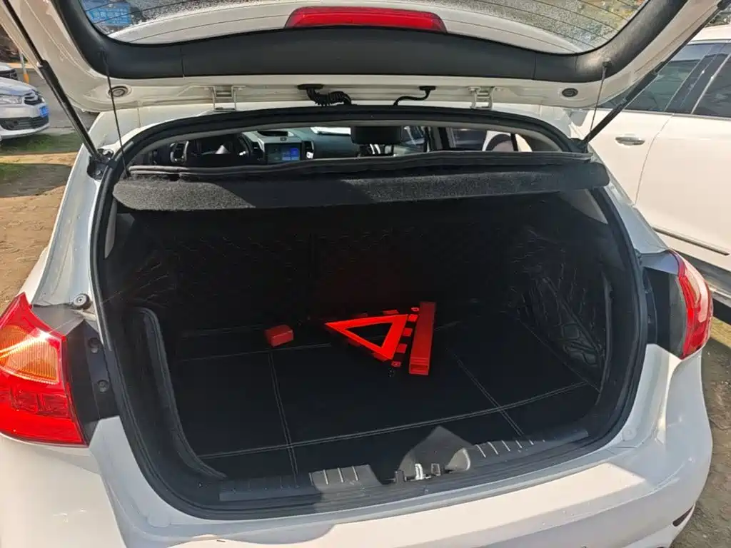 Kia K3S 2014 2014 1.6L Automatic Premium