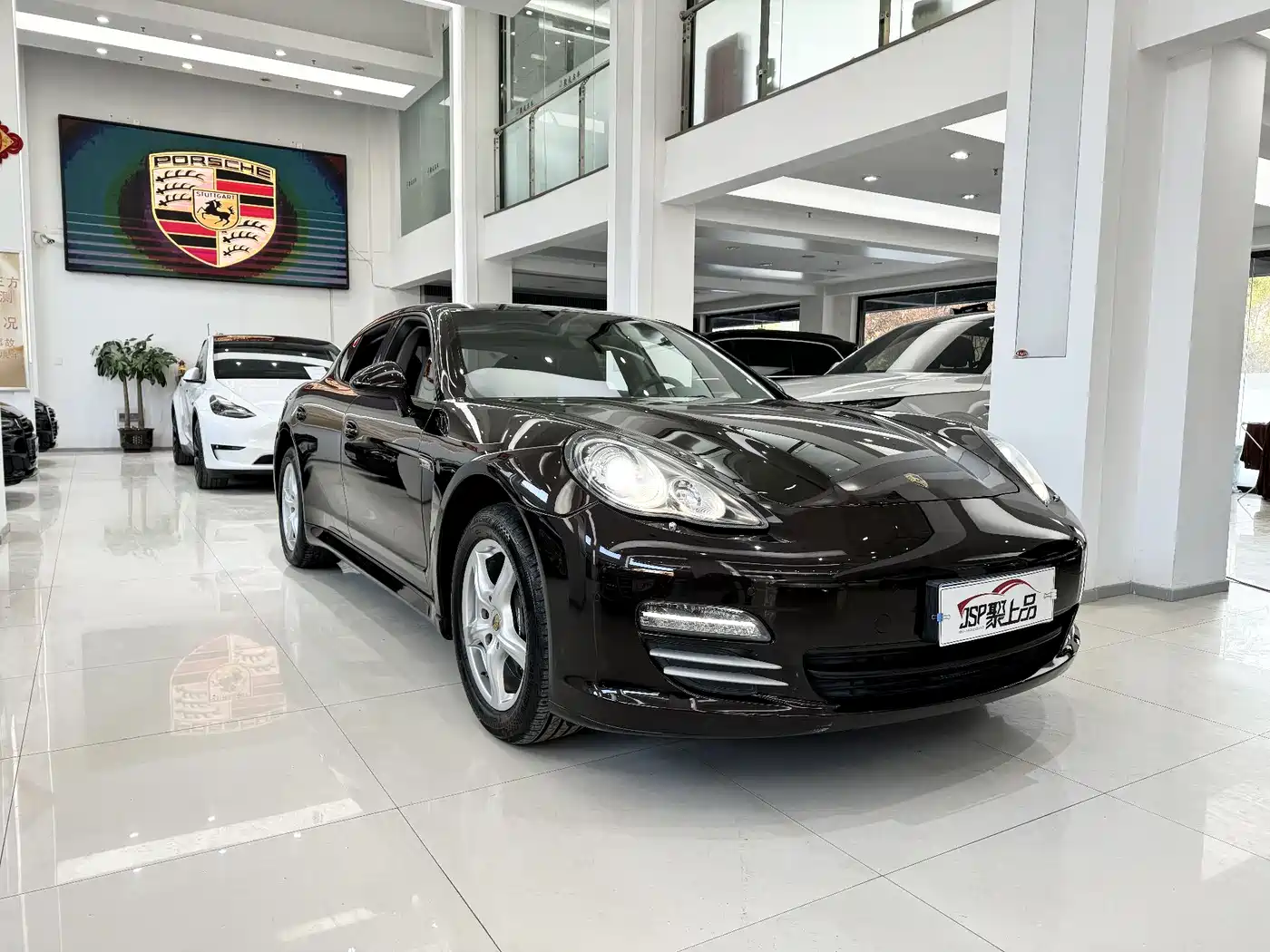 Porsche Panamera 2010 Panamera 4 3.6L фото 5