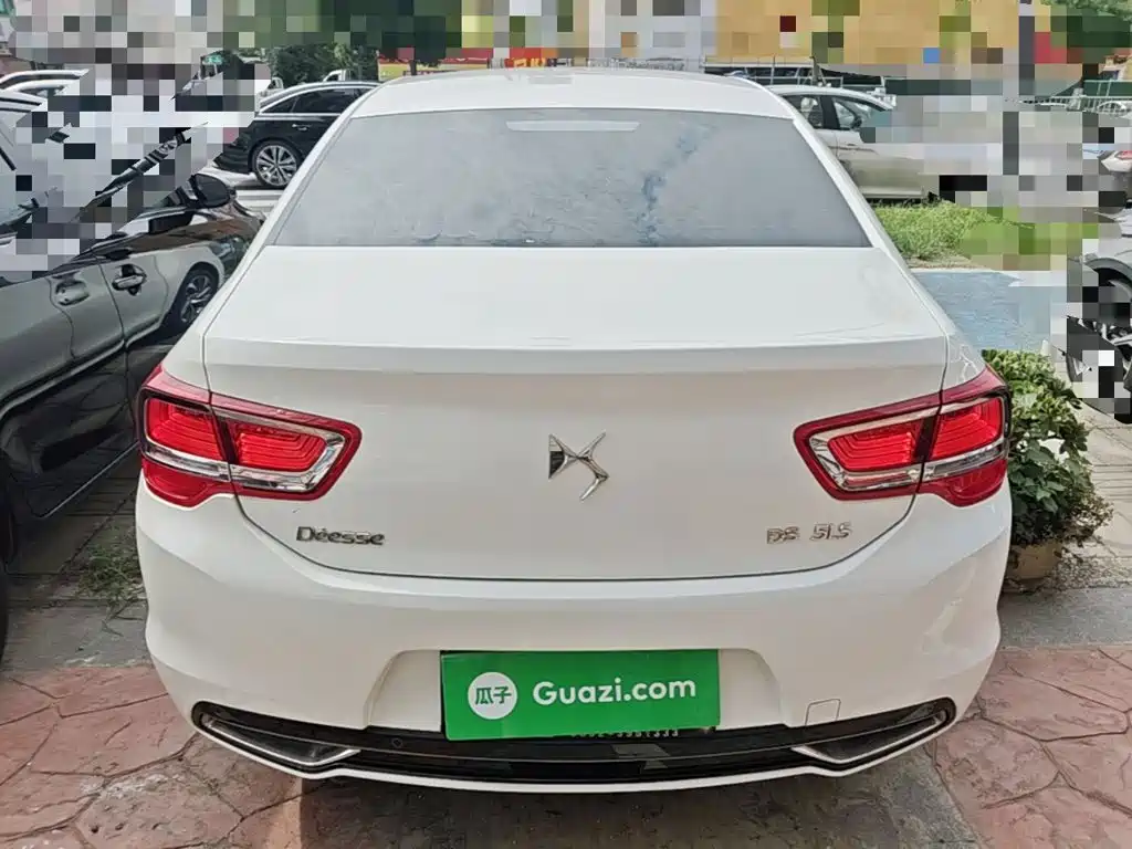 DS 5LS 2016 2015 1.6T Elegance THP160