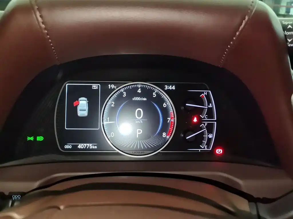 صورة 4 - Lexus ES