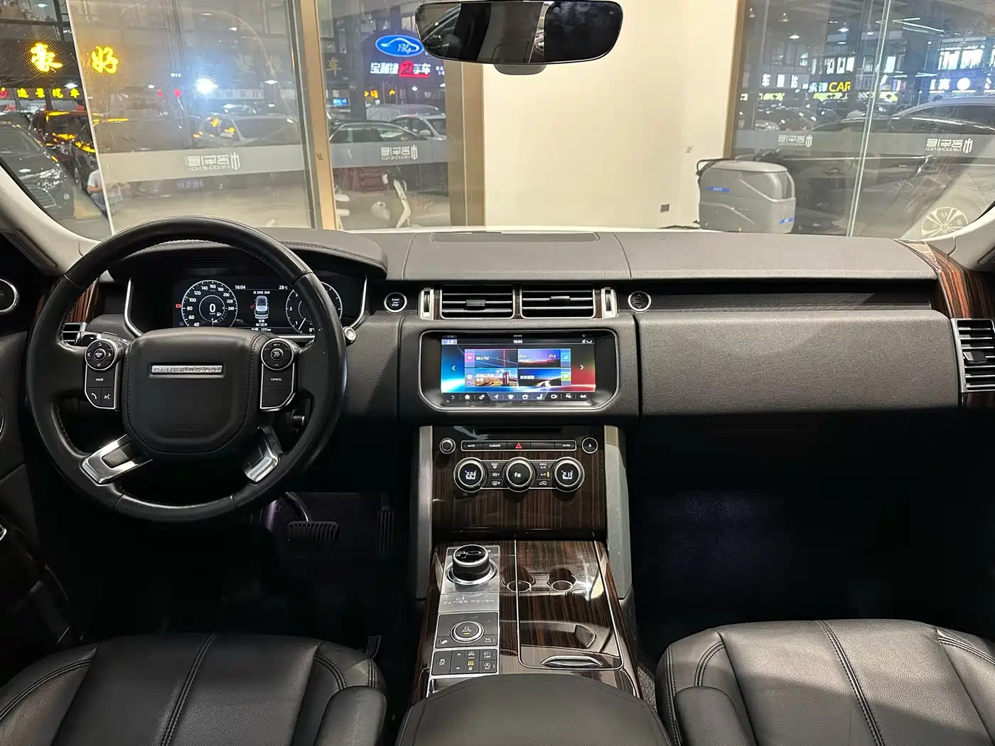 Land Rover Range Rover 2017 3.0 SC V6 Vogue фото 19