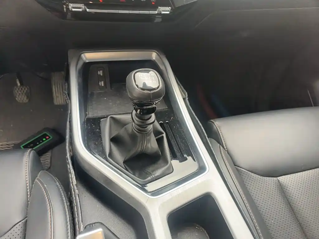 Wuling Motors Wuling Jiachen 2023 2022 1.5T Manual Comfort Vitality