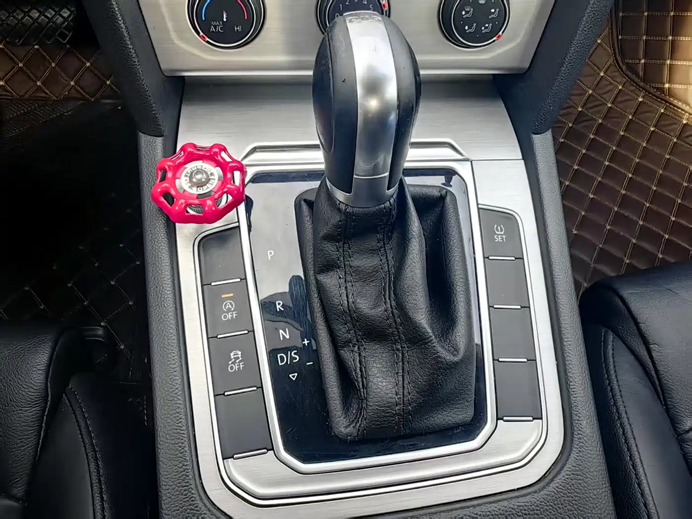 Volkswagen Magotan 2017 330TSI DSG Comfort фото 14