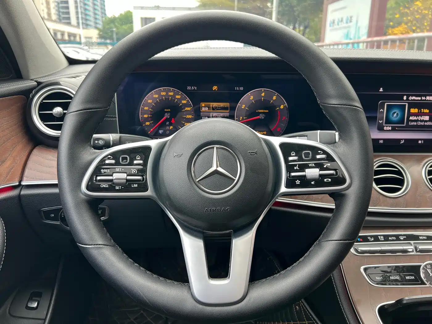 Mercedes-Benz E-Class 2019 E 200 L фото 4