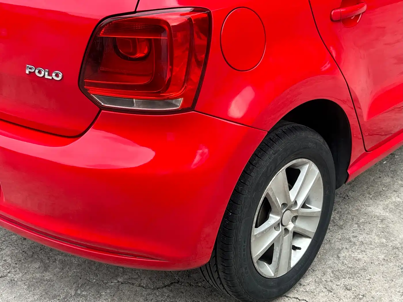 Volkswagen Polo 2013 1.4L Manual Trend Edition фото 10